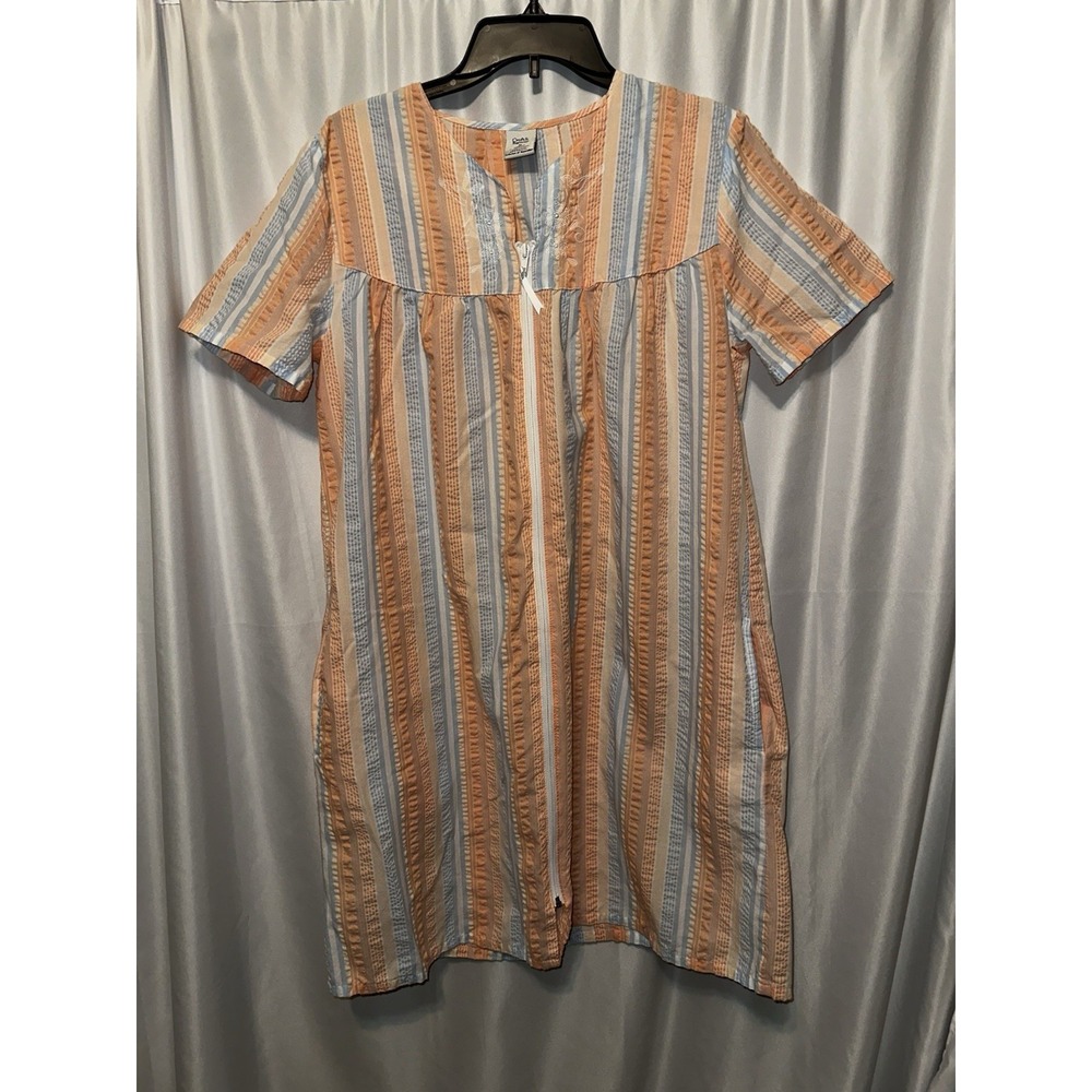 Croft And Barrow Intimates Size M Muumuu Robe House Coat Striped Seer Sucker